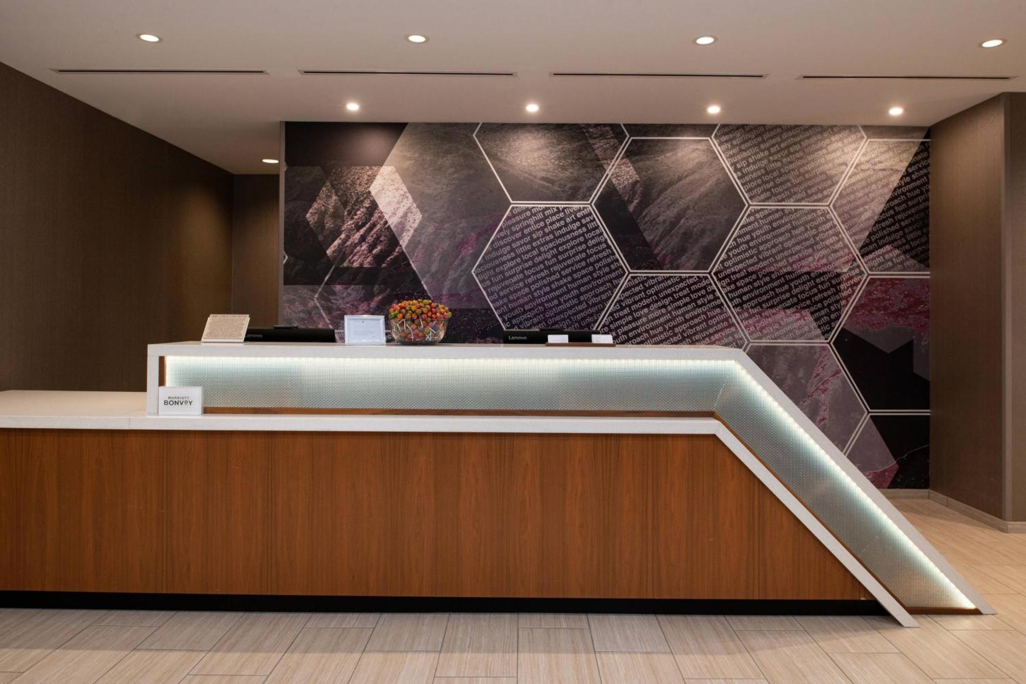 Springhill By Marriott Kansas Northeast Hotel Kansas City