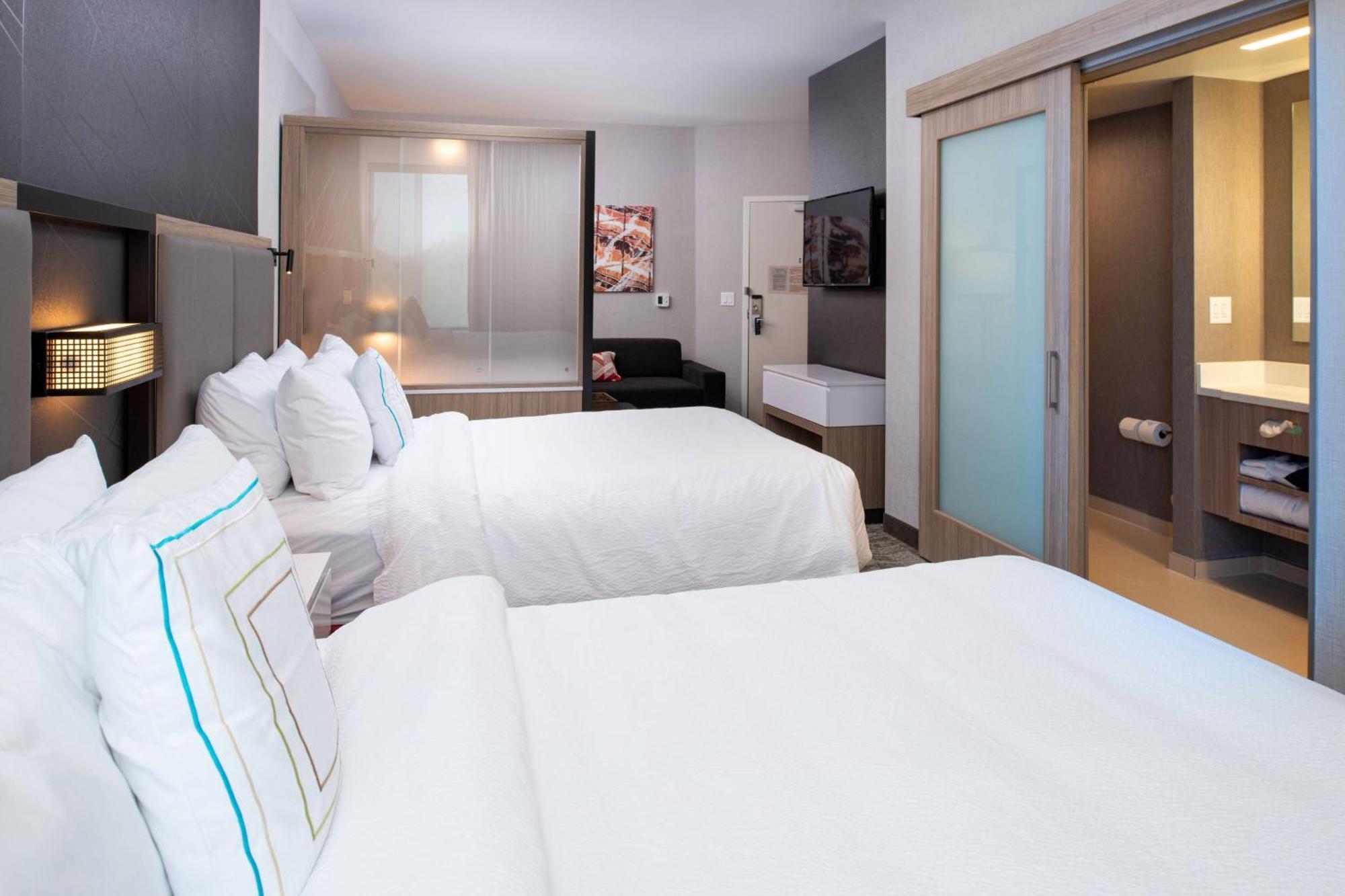 Springhill By Marriott Northeast Hotel Kansas City